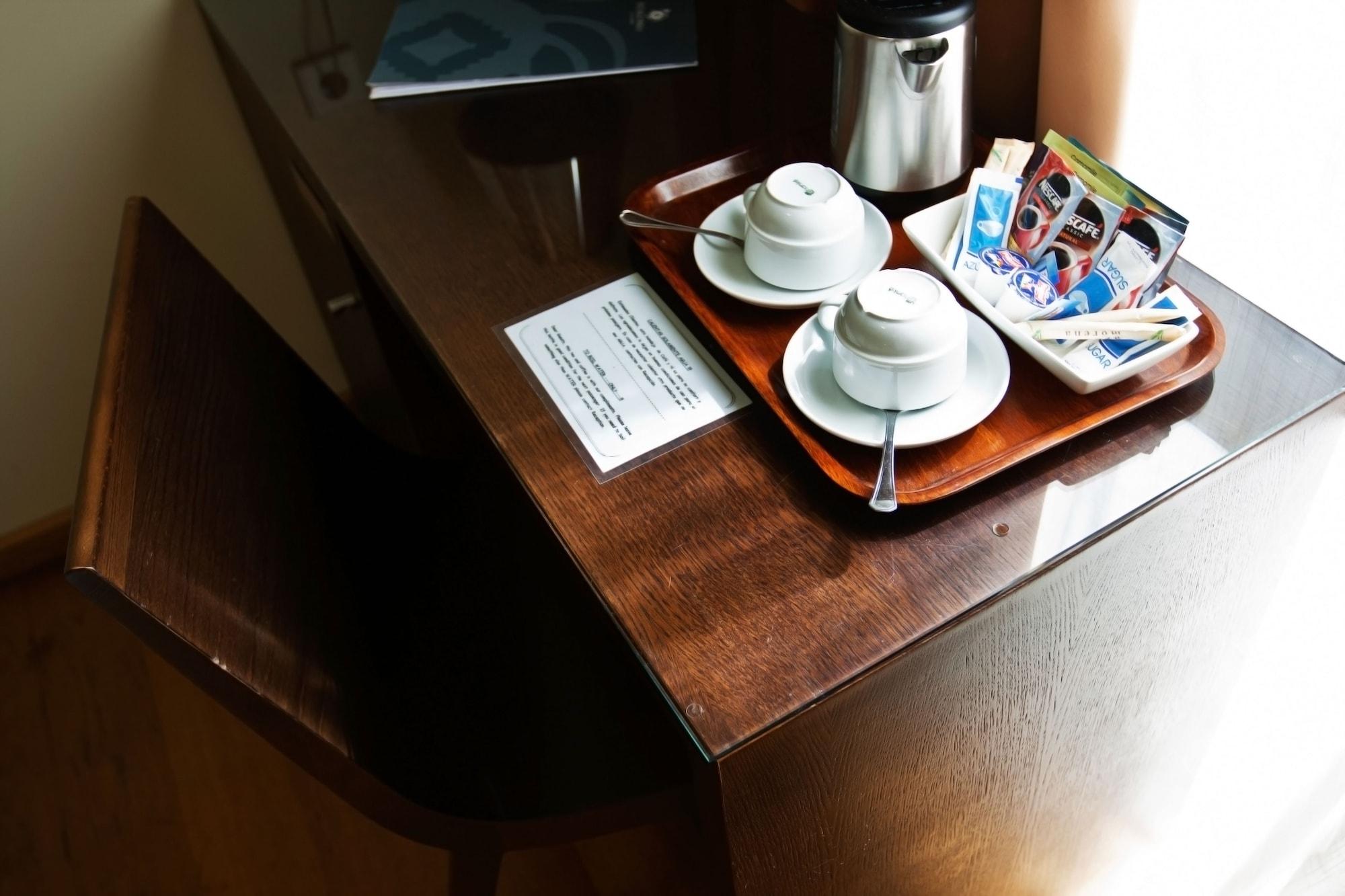 Hotel Patagonia Sur กาดิซ ภายนอก รูปภาพ